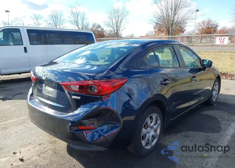 2015 Mazda Mazda3 I Sport из США, поврежденный, VIN 3MZBM1U7XFM138223